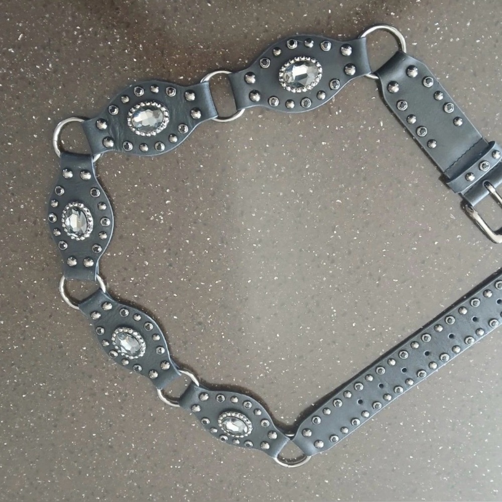 Black leather studded belt w studs & rhinestones. Size: M #goth #punk #festival